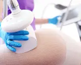 Bezpieczna endermologia: Kto może ją wykonywać? Sprawdź kwalifikacje