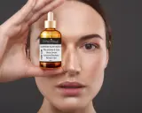 Cashmere fluid rozświetlający: Blask bez maski? Sprawdź!