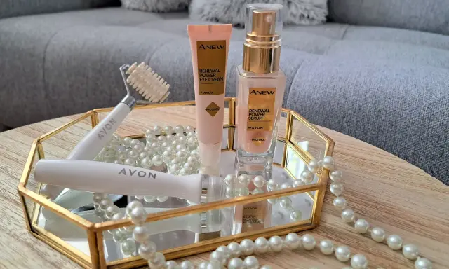 Renewal Power Serum Avon: Sekrety aplikacji dla młodszej skóry