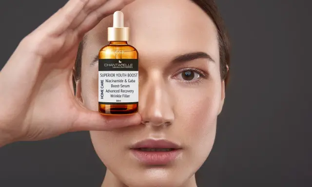 Cashmere fluid rozświetlający: Blask bez maski? Sprawdź!
